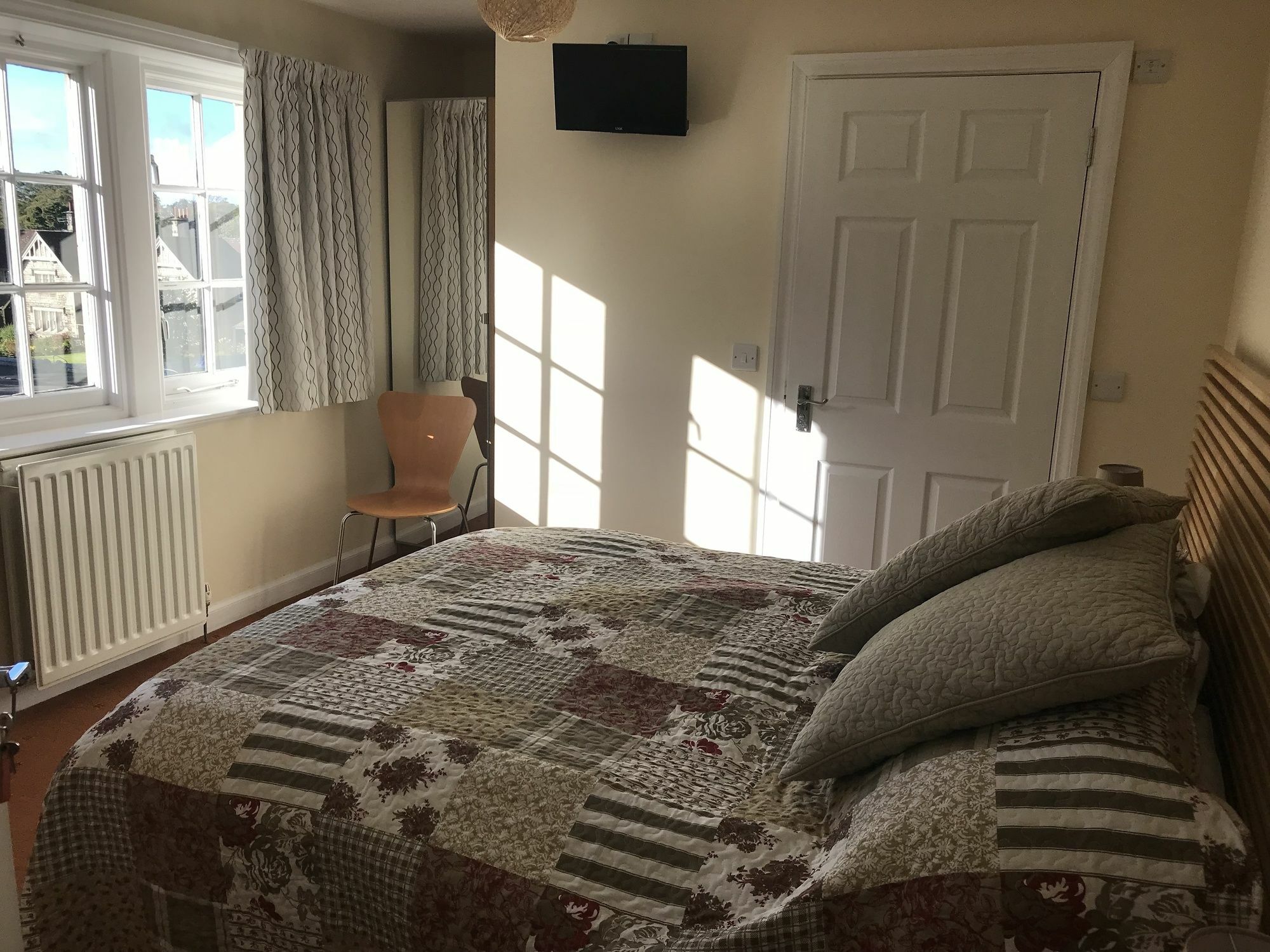 Ford Village Bed & Breakfast Екстериор снимка